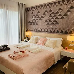 Relais Del Borgo- Domo Pensjonat